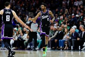 首发威重出江湖战老东家?施罗德&拉文出战成疑 蒙克个人原因缺席